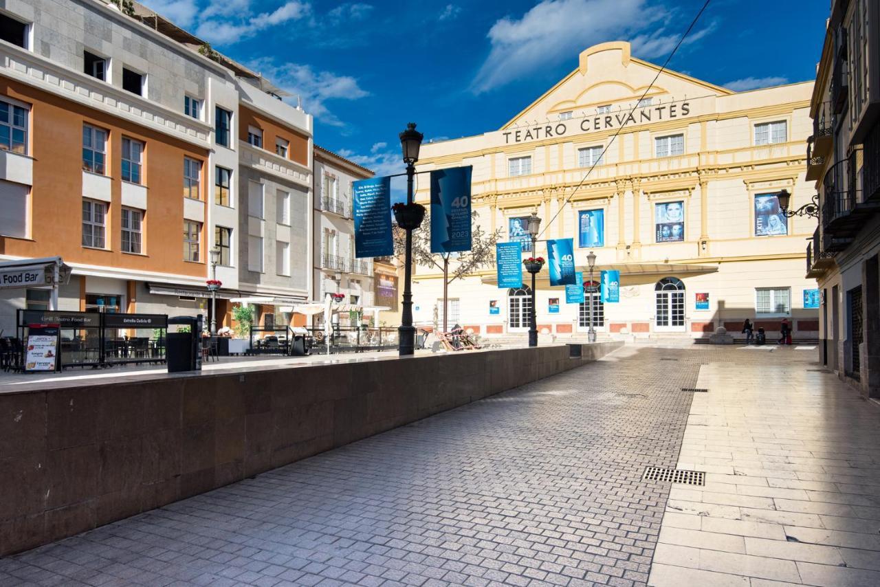 The 1St Corner Central Apartments Málaga Exterior foto